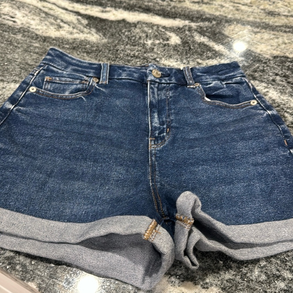 American Eagle curvy, Mom short